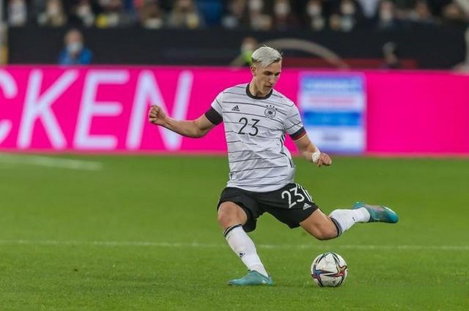 De Sky: Schlotterbeck tiene expectativas de jugar contra Eslovaquia, pero Kimmich no es optimista