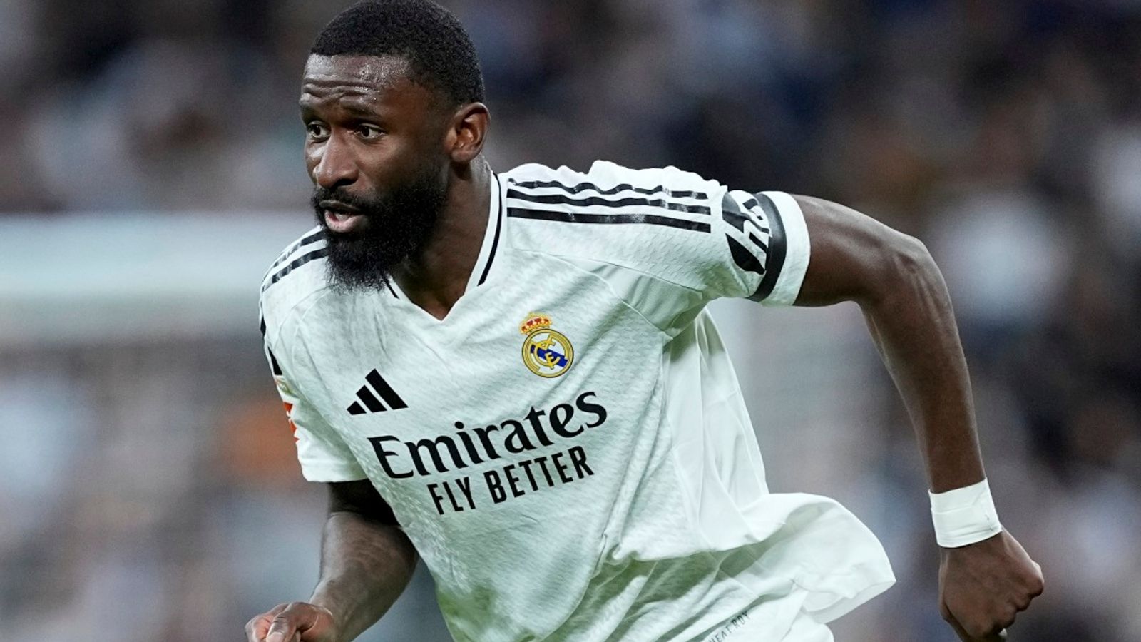 AS: Rudiger ha reanudado los entrenamientos sobre césped y se espera que regrese a la cancha después de la competencia internacional.
