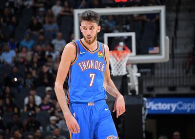 Reportero del equipo: Holmgren y Carson Wallace pueden jugar el partido de hoy contra los Hawks