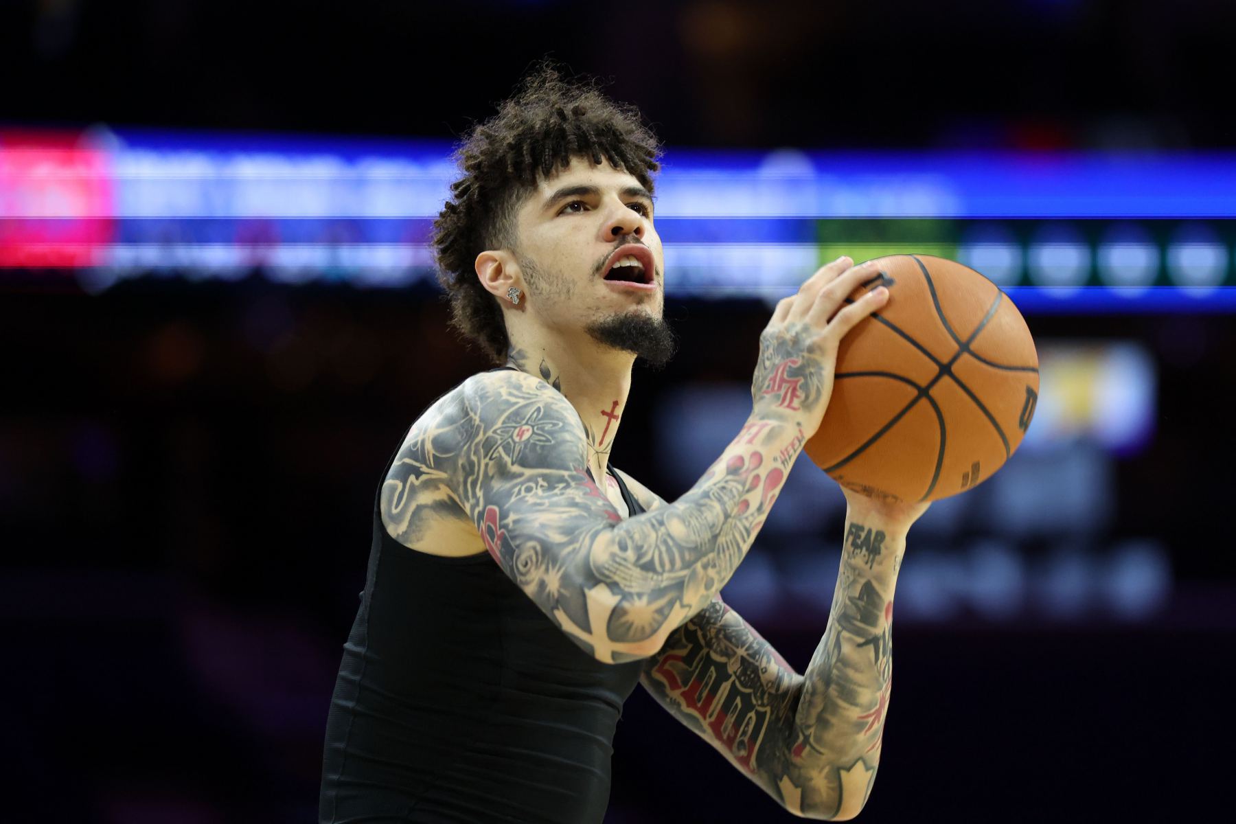 Los Hornets actualizan el informe de lesiones: Ball es dudoso, es probable que Sexton juegue