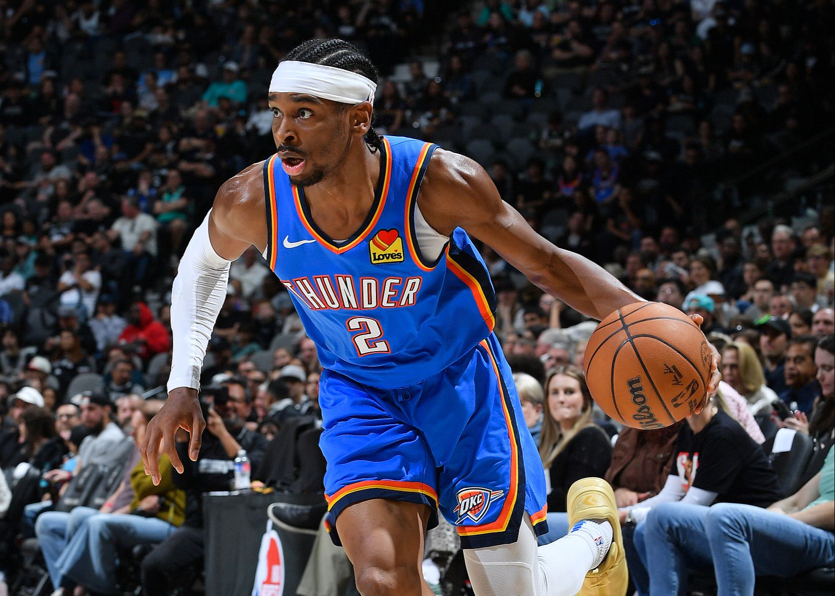 Alexander anotó 18 puntos y 5 asistencias con 7 de 8 tiros en el tercer cuarto, lo que llevó a los Clippers a revertir el juego con 8 puntos.