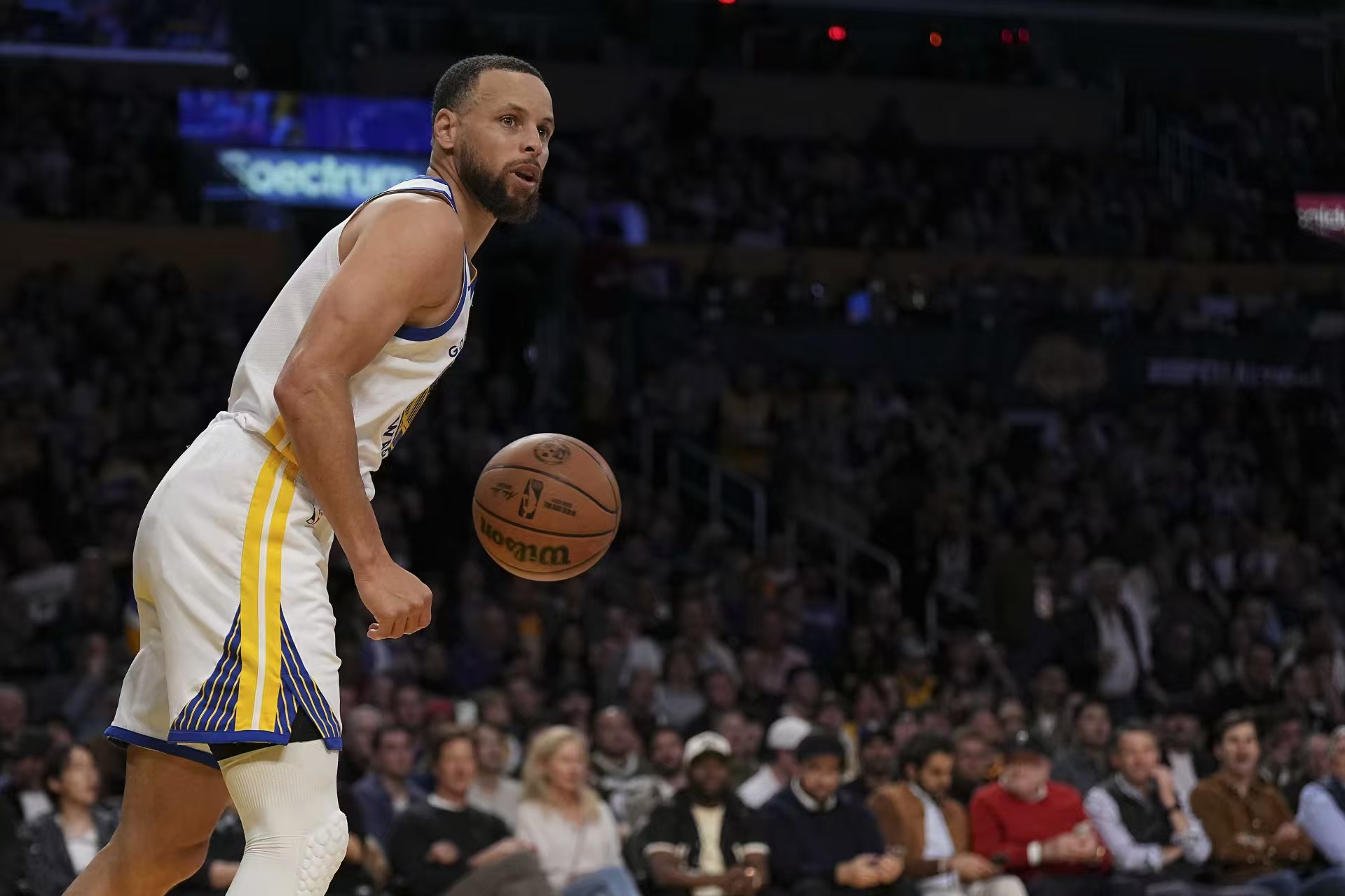 ¡Curry lleva muchos días sufriendo un resfriado! Kerr: Curry se perderá el partido de mañana contra los Kings