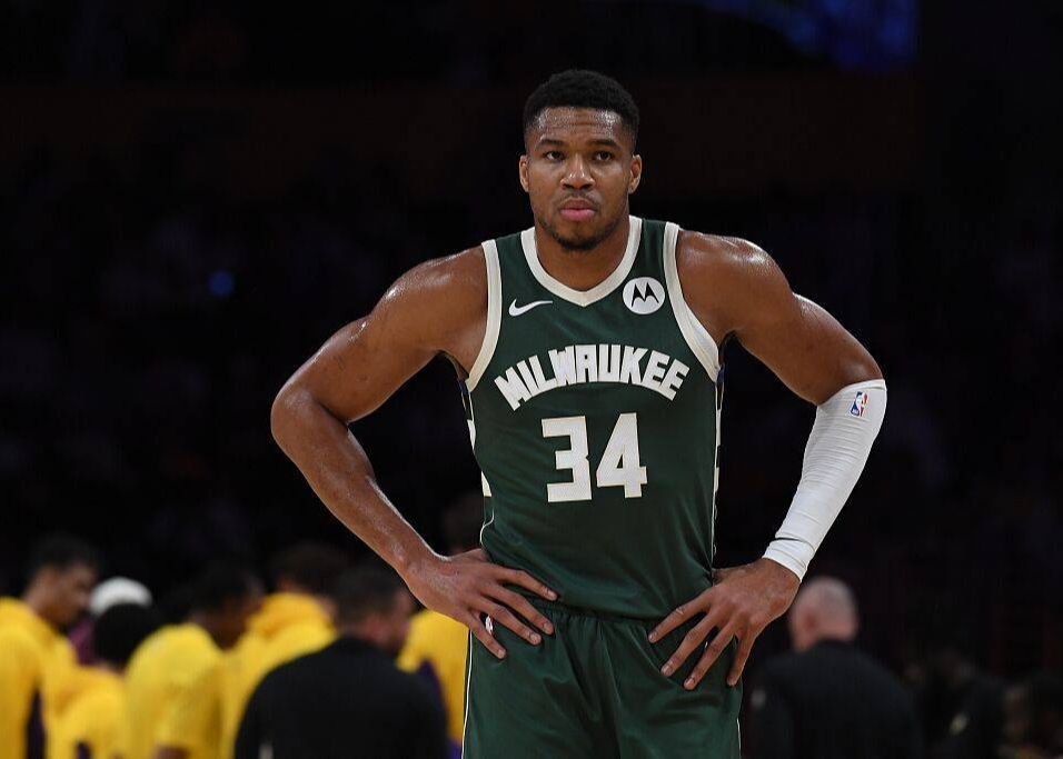 ¡Antetokounmpo solo anotó 6 tiros libres en el partido! Rivers: Está un poco frustrado, pero nunca se queja