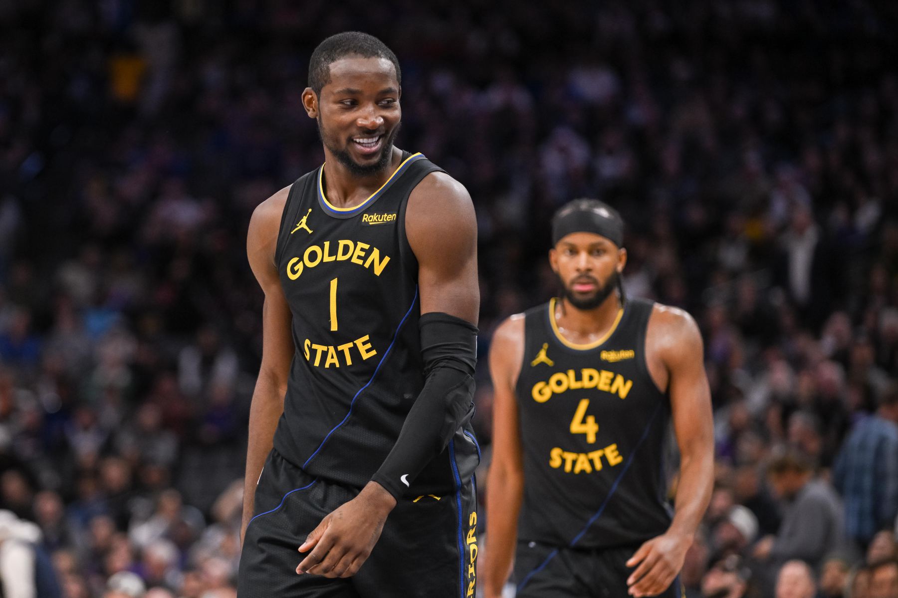 Los Warriors y Thunder tienen un total de 39 pérdidas de balón, y los Warriors tienen la friolera de 20 pérdidas de balón.