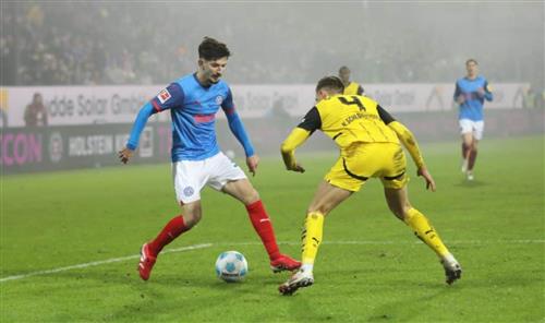 Kiel Holstein-Borussia Dortmund